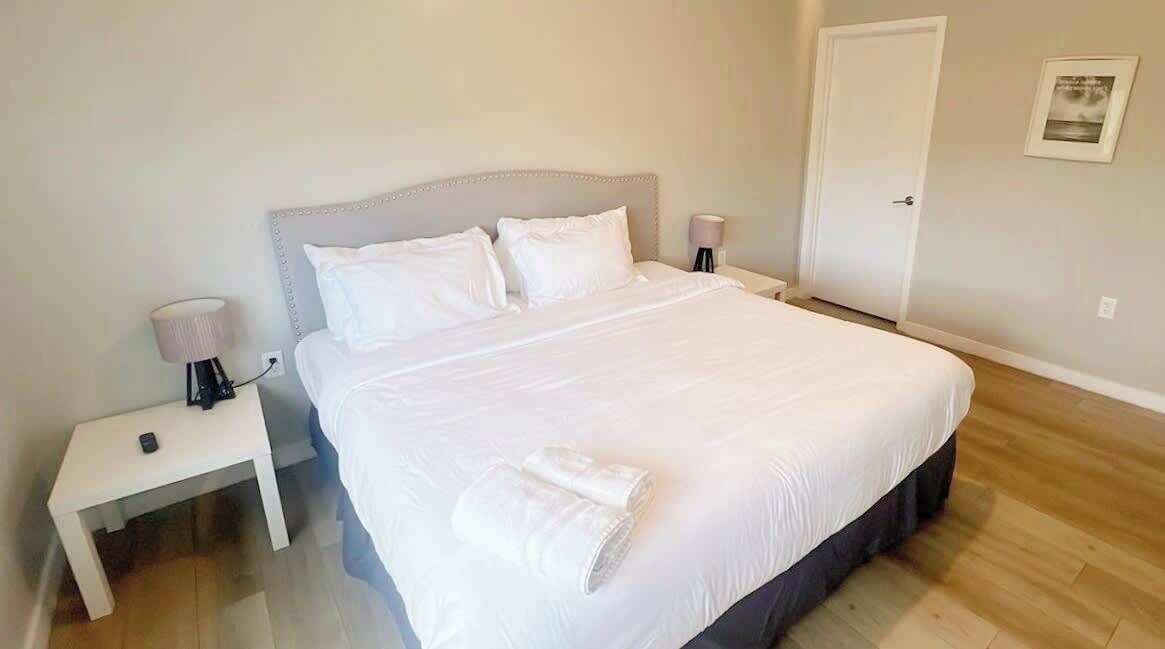 Photo of Bedroom in Golden Glades