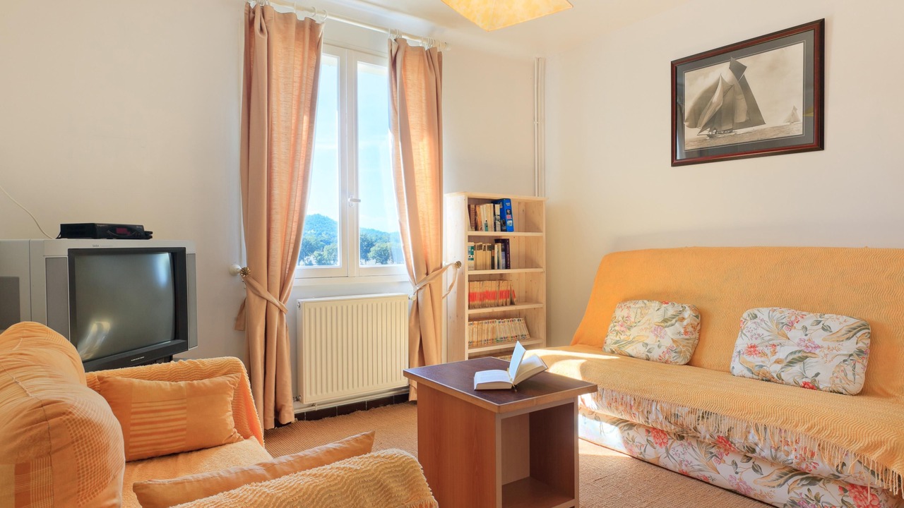 Photo of Livingroom in Barjols