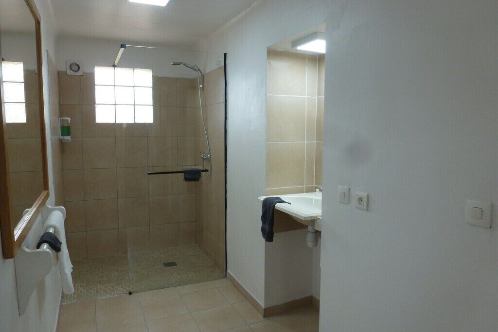 Photo of Bathroom in Barjols