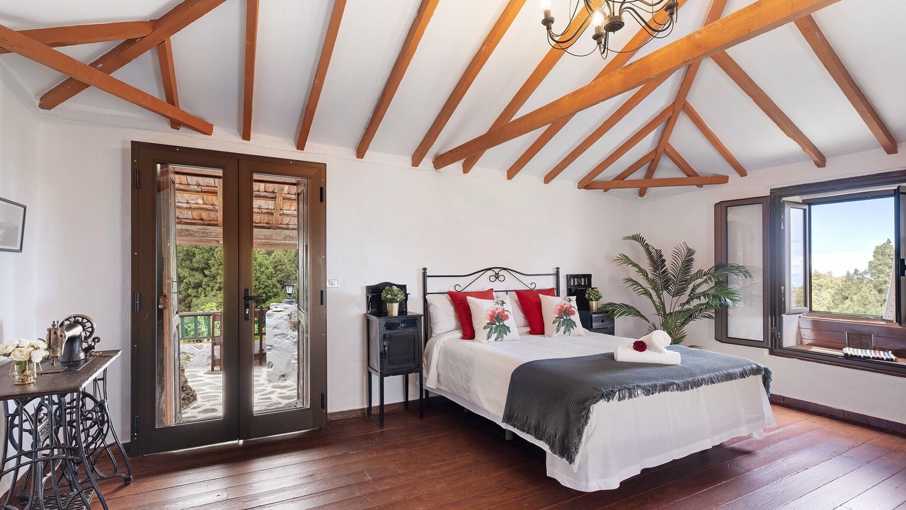 Photo of Bedroom in Cueva del Viento