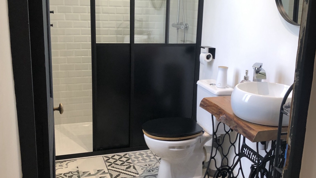 Photo of Bathroom in Taize