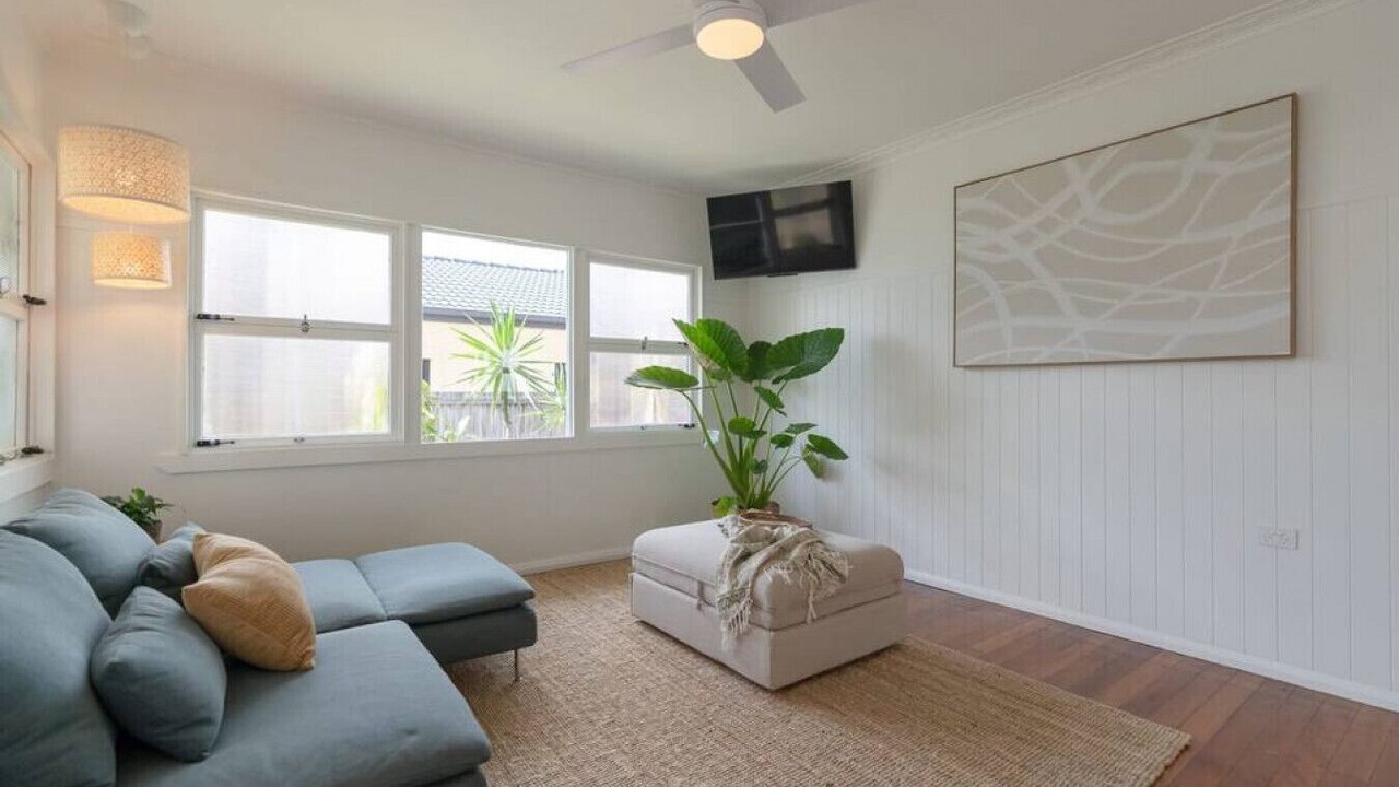 Photo of Livingroom in Burleigh Heads