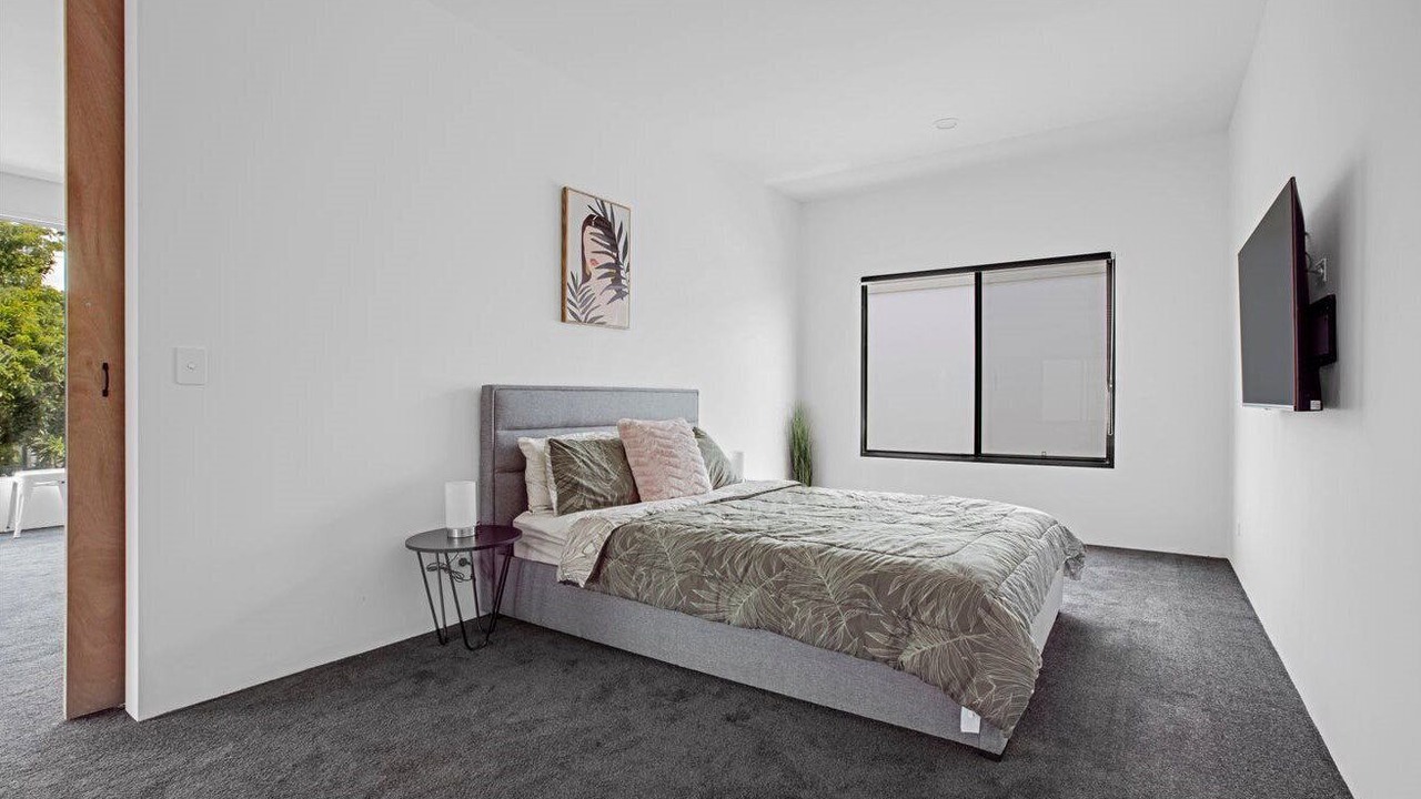 Photo of Bedroom in Broadbeach Waters