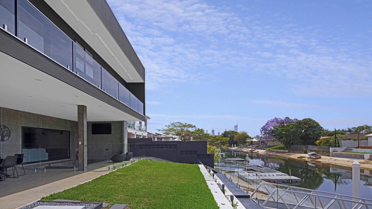 Photo of Outdoor in Broadbeach Waters