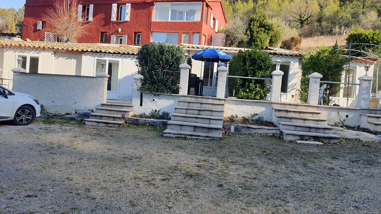 Photo of Outdoor in Montferrat