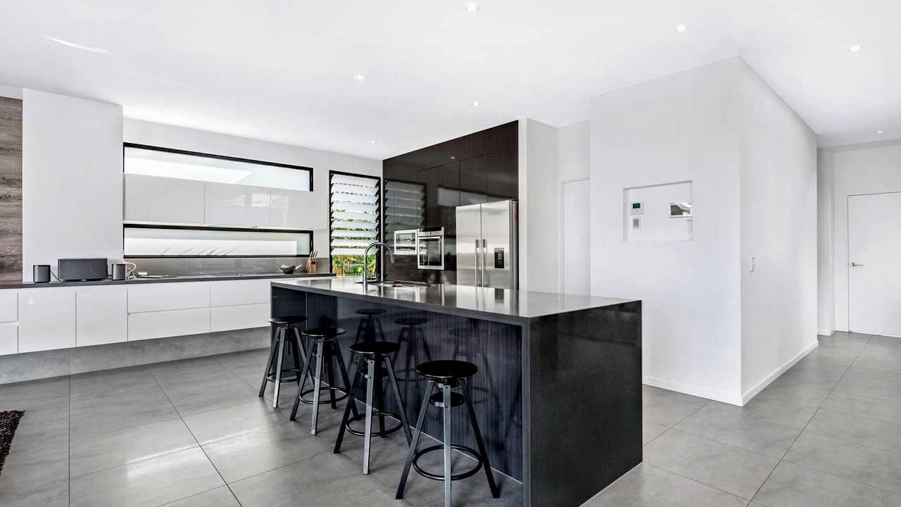 Photo of Kitchen in Broadbeach Waters