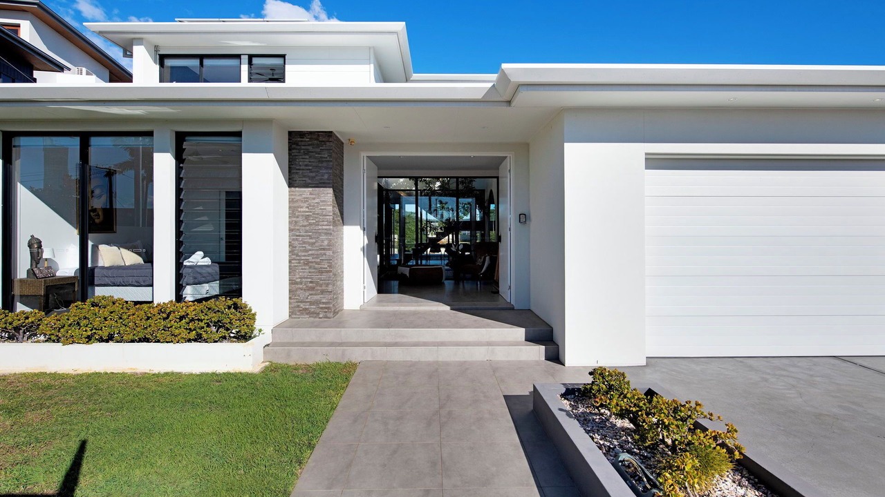Photo of Outdoor in Broadbeach Waters