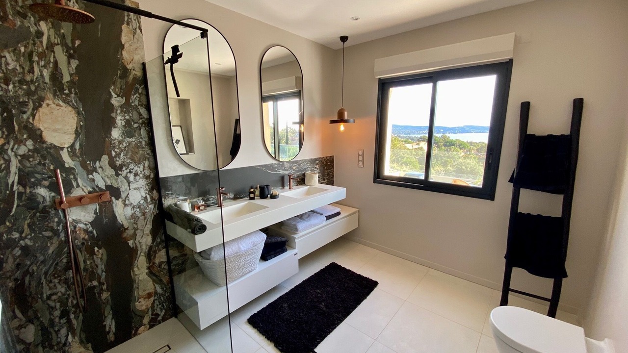 Photo of Bathroom in Cavalaire-sur-Mer