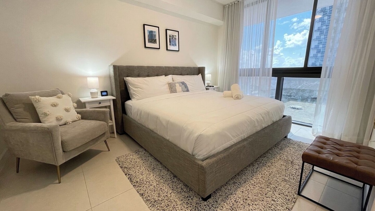 Photo of Bedroom in Doral