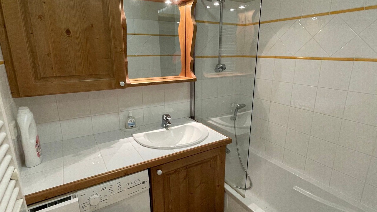 Photo of Bathroom in Samoens