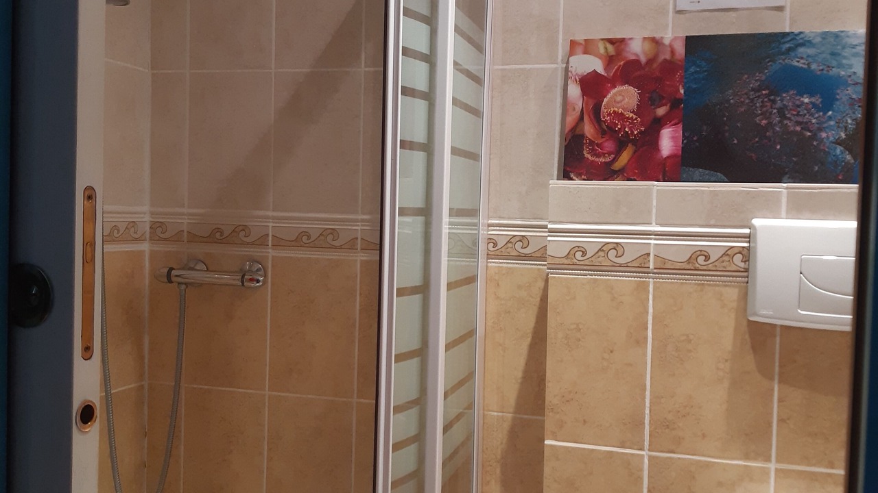 Photo of Bathroom in Saint-Julien