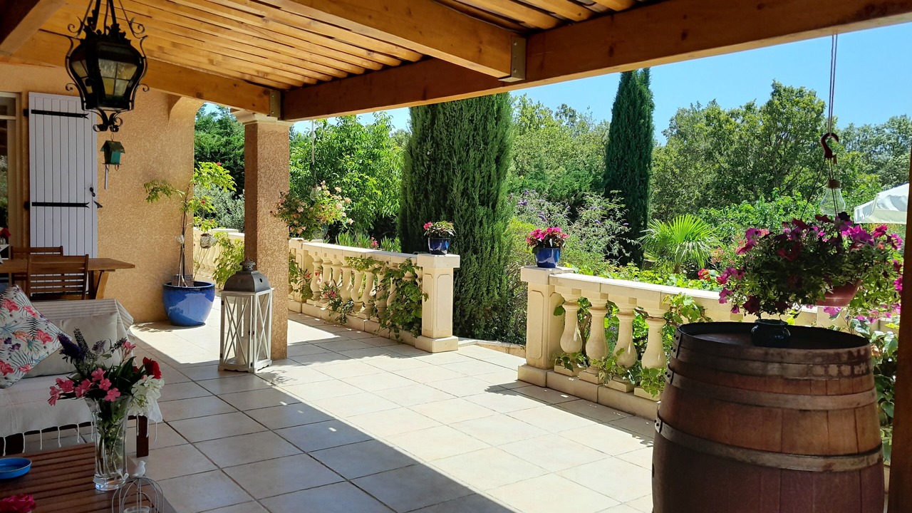 Photo of Patio Balcony in Saint-Julien