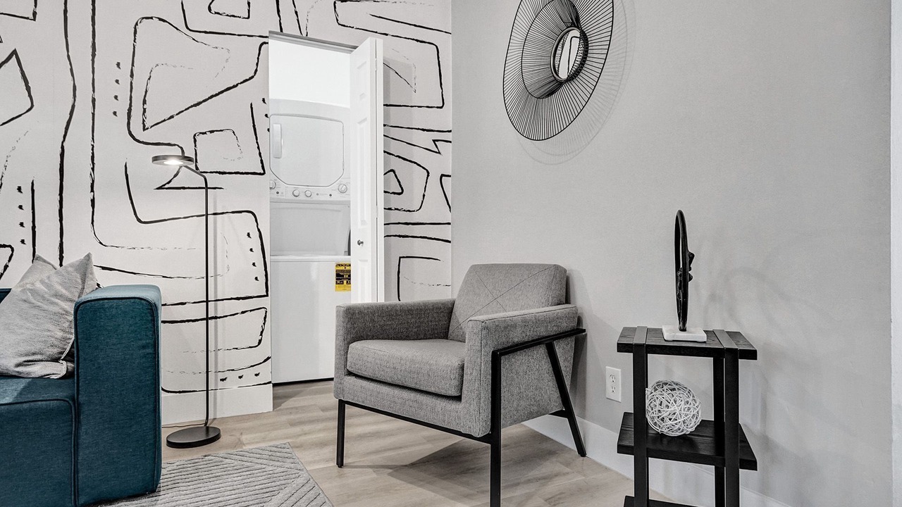 Photo of Livingroom in West Avenue