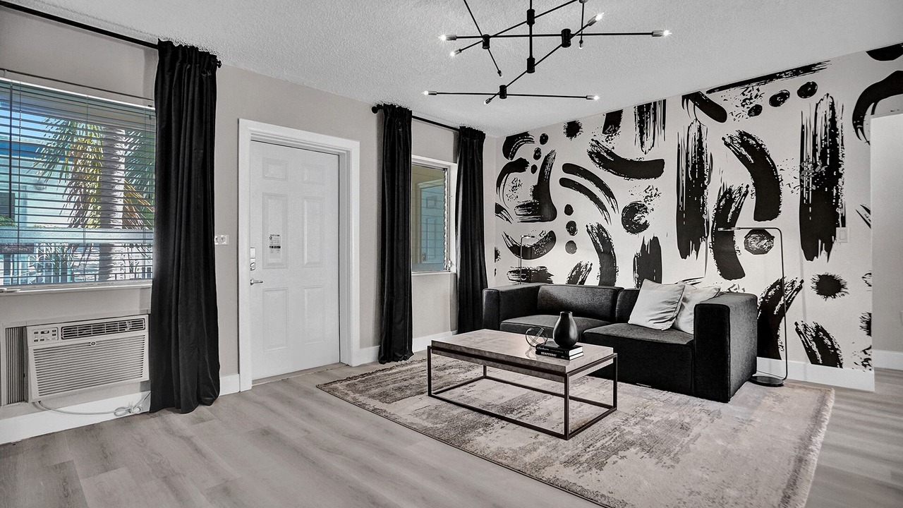 Photo of Livingroom in West Avenue
