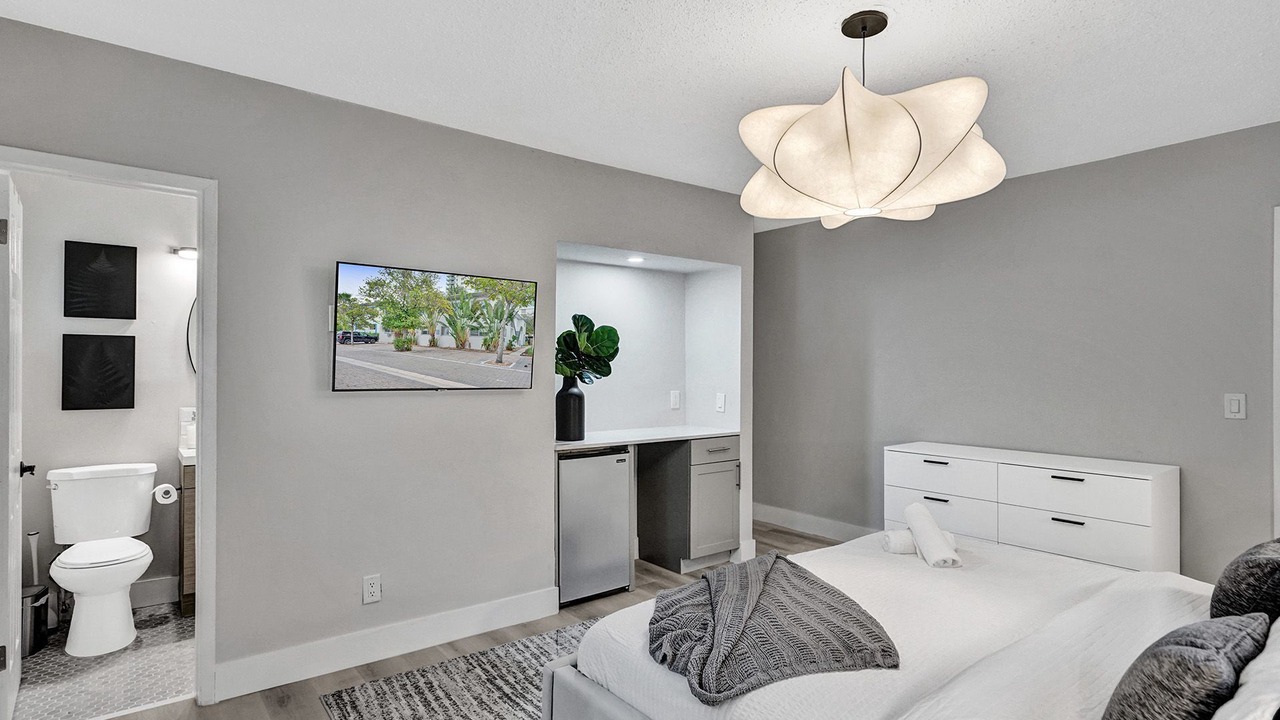 Photo of Bedroom in West Avenue