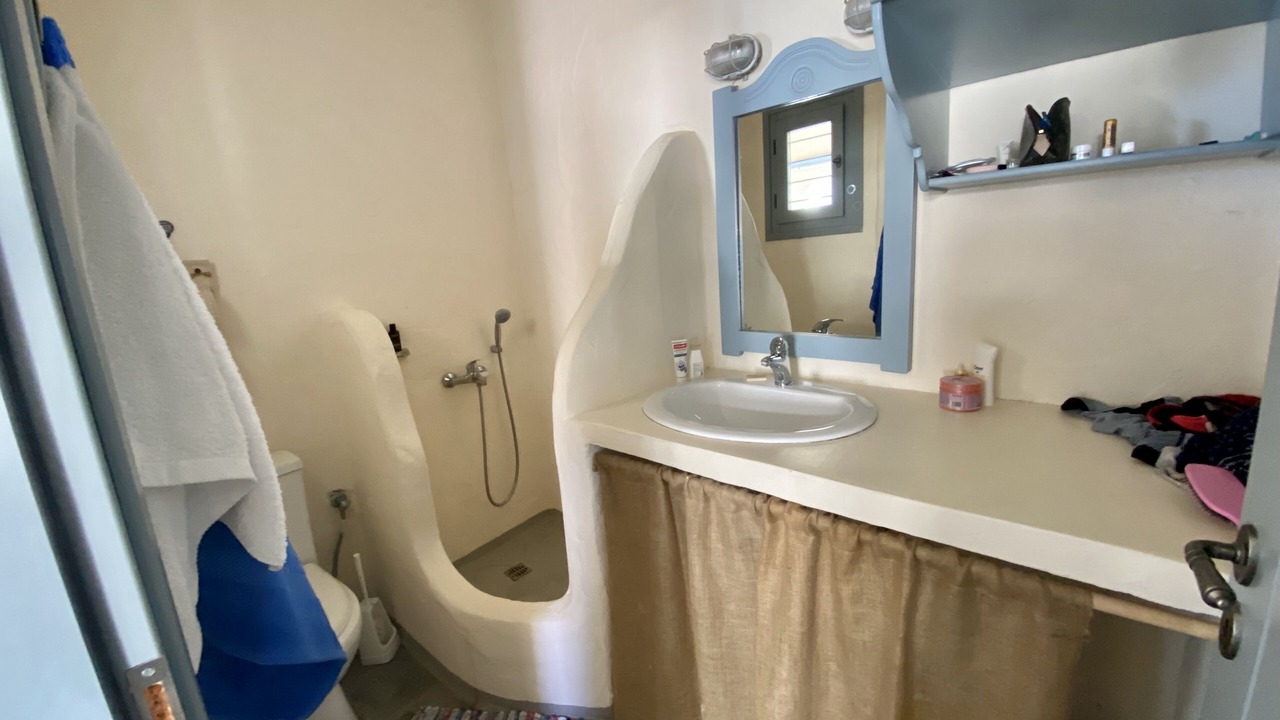 Photo of Bathroom in Drios