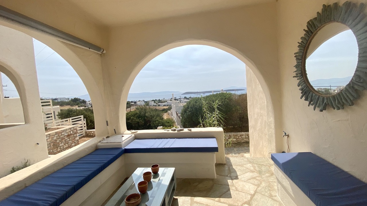 Photo of Patio Balcony in Drios