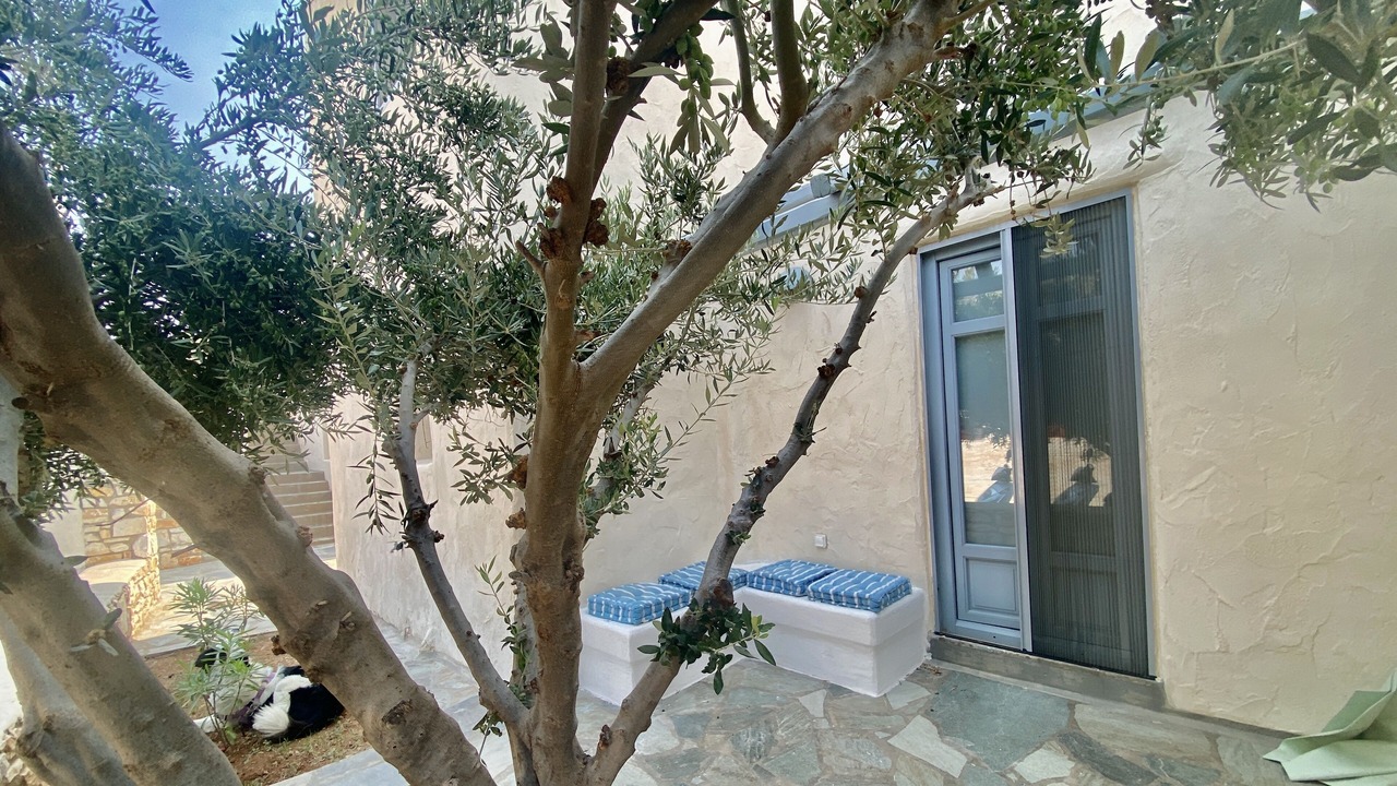 Photo of Patio Balcony in Drios
