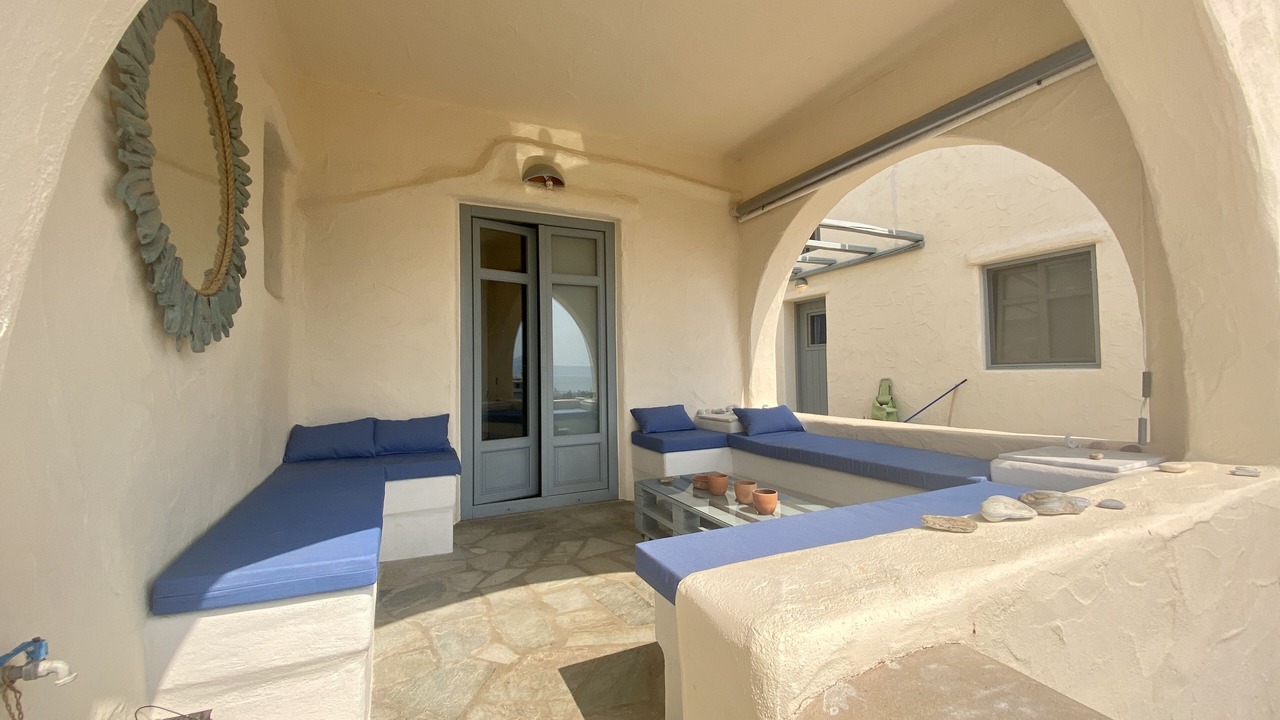Photo of Patio Balcony in Drios