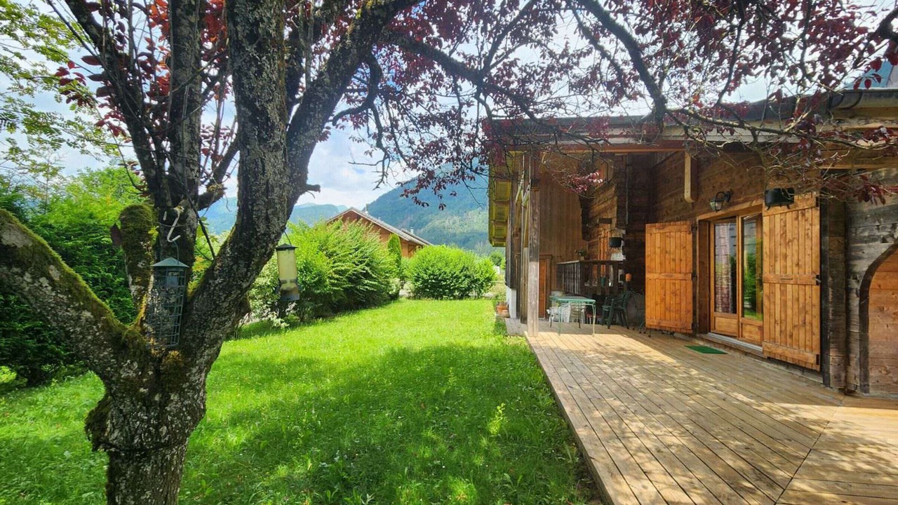 Photo of Patio Balcony in Samoens