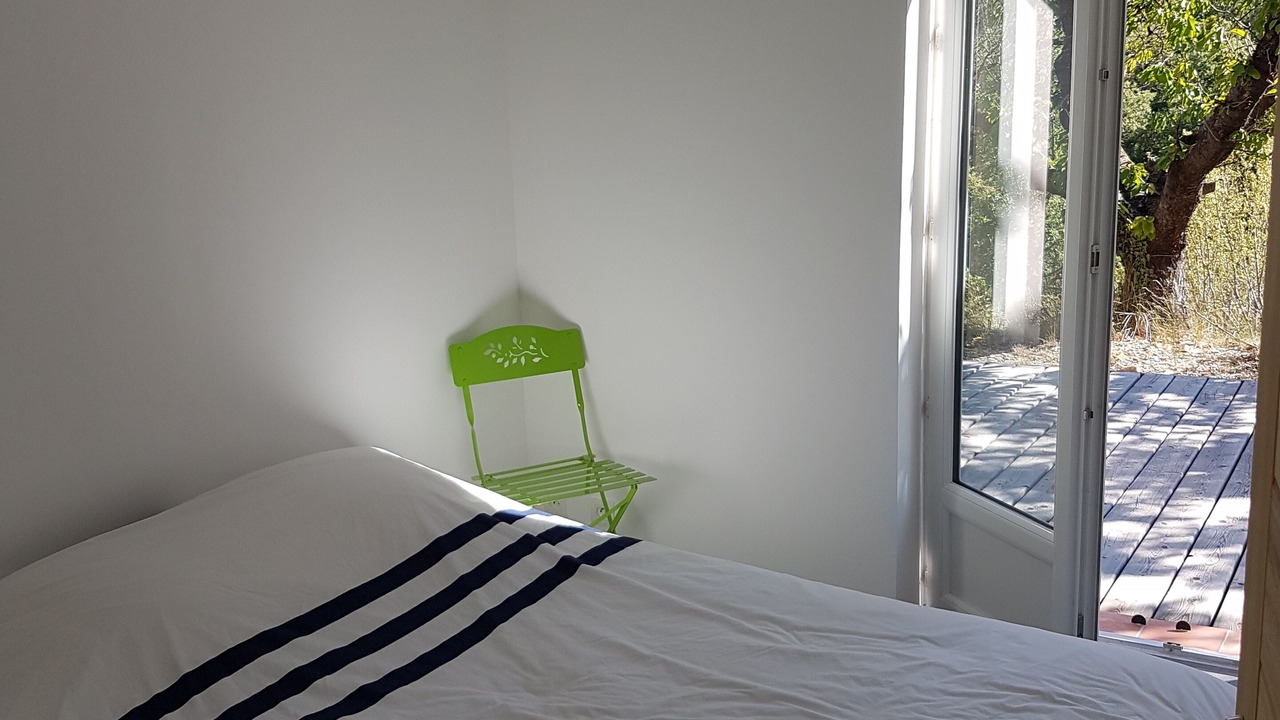 Photo of Bedroom in Allemagne-en-Provence