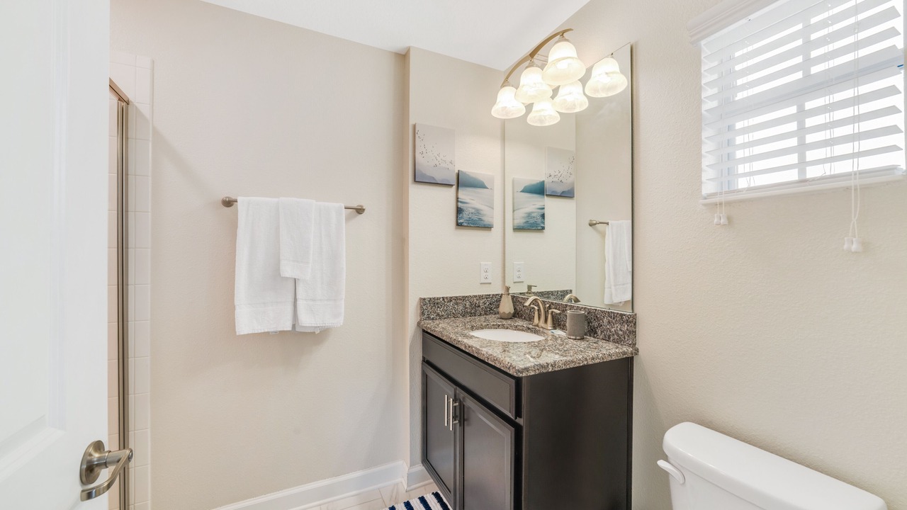 Photo of Bathroom in Davenport