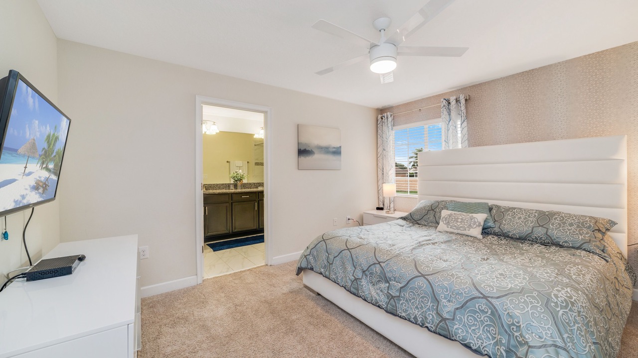 Photo of Bedroom in Davenport