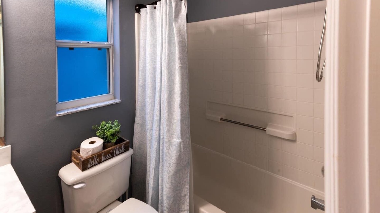 Photo of Bathroom in Haines City