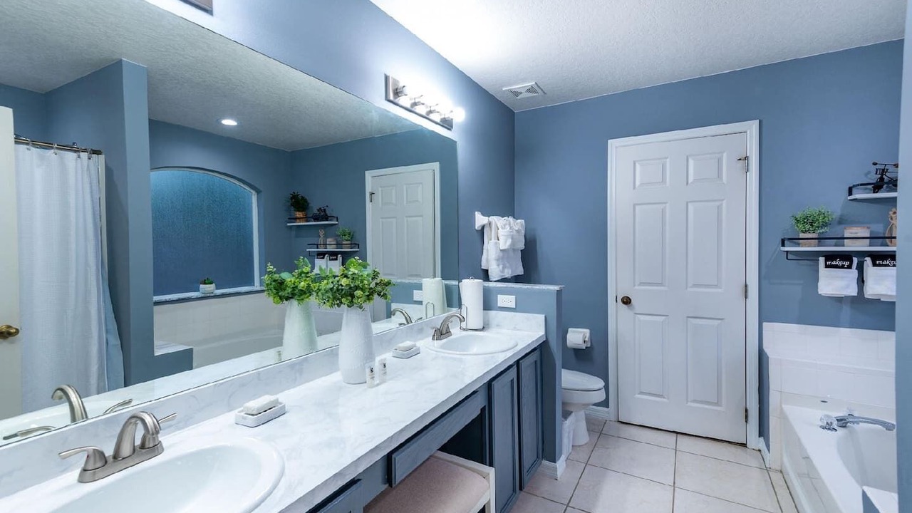 Photo of Bathroom in Haines City