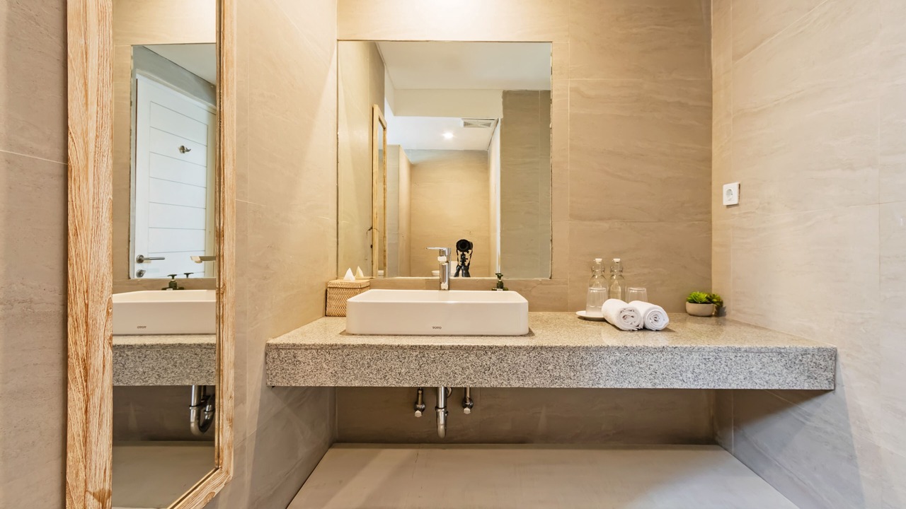 Photo of Bathroom in Laksmana