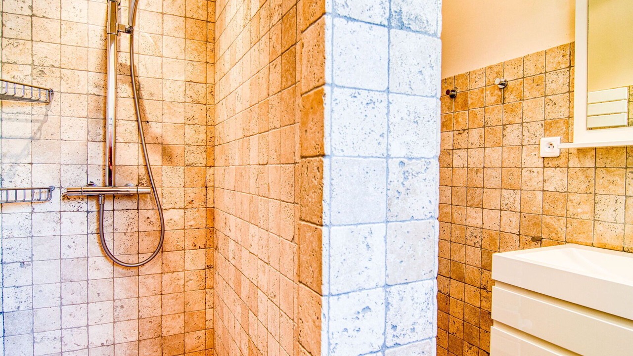 Photo of Bathroom in Carces