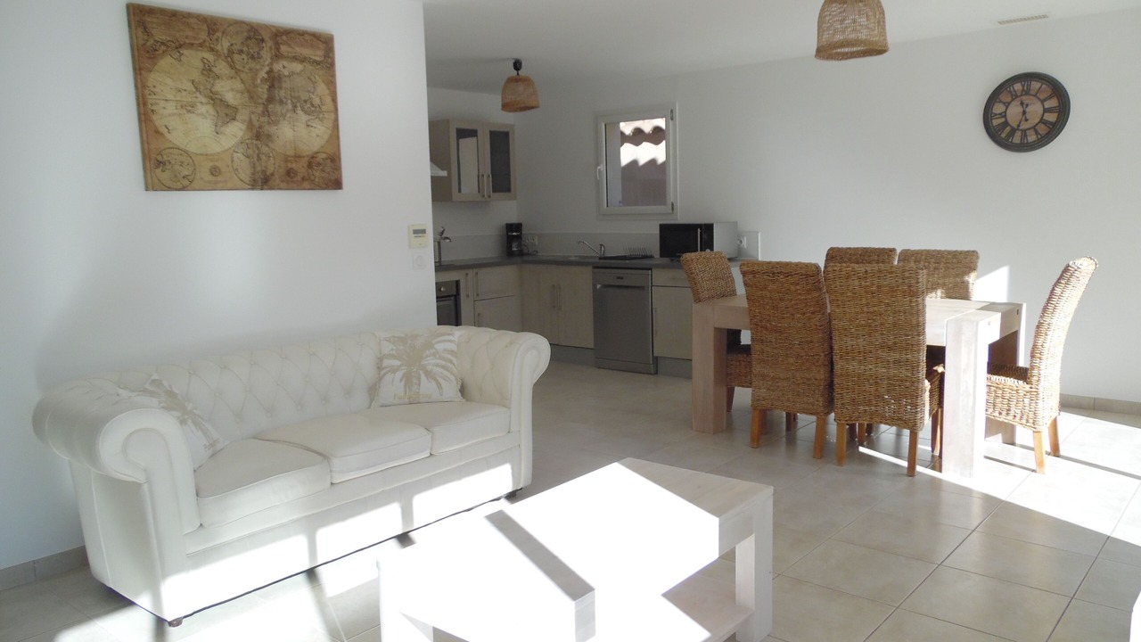 Photo of Livingroom in Collias