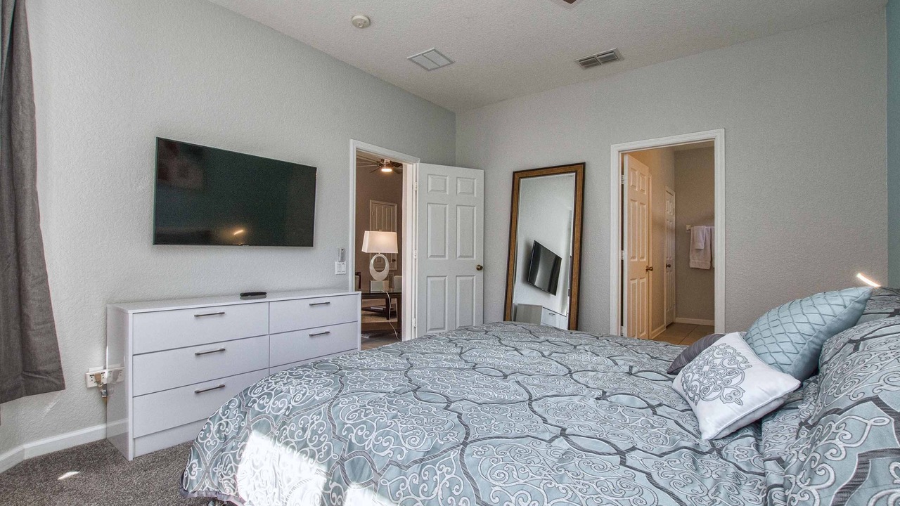 Photo of Bedroom in Windsor Hills