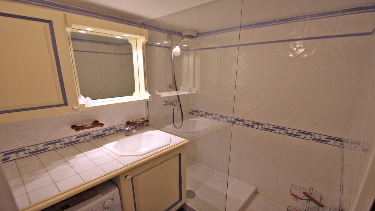 Photo of Bathroom in Sainte-Maxime City Centre