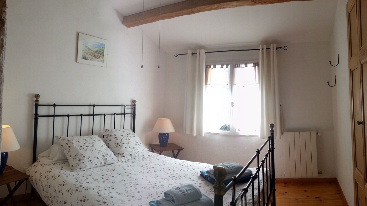 Photo of Bedroom in Crestet