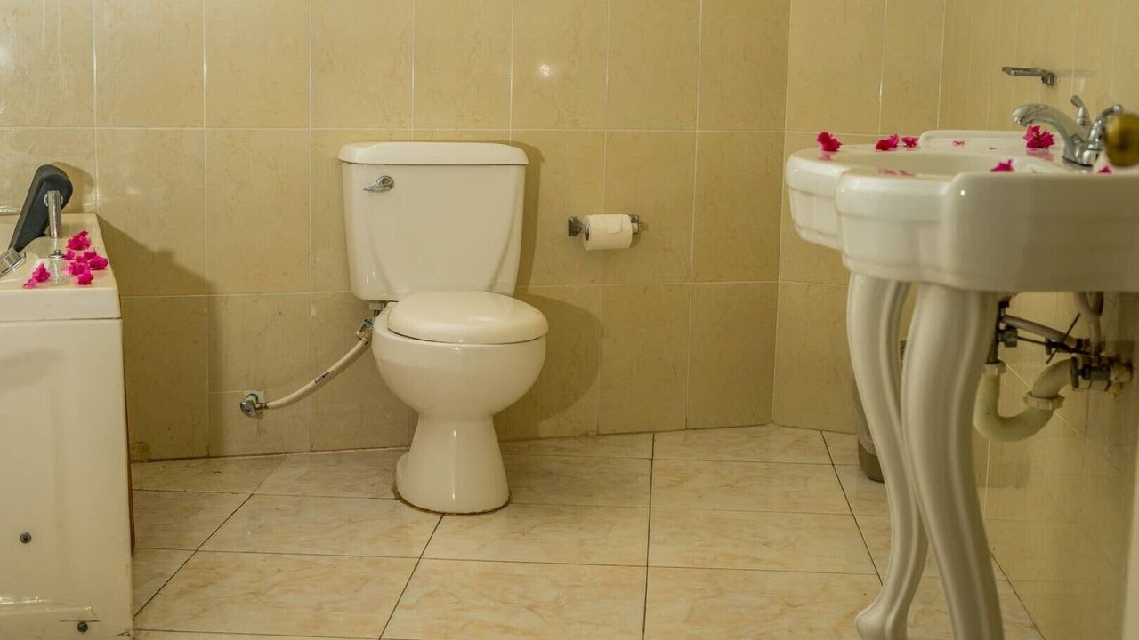 Photo of Bathroom in Runaway Bay