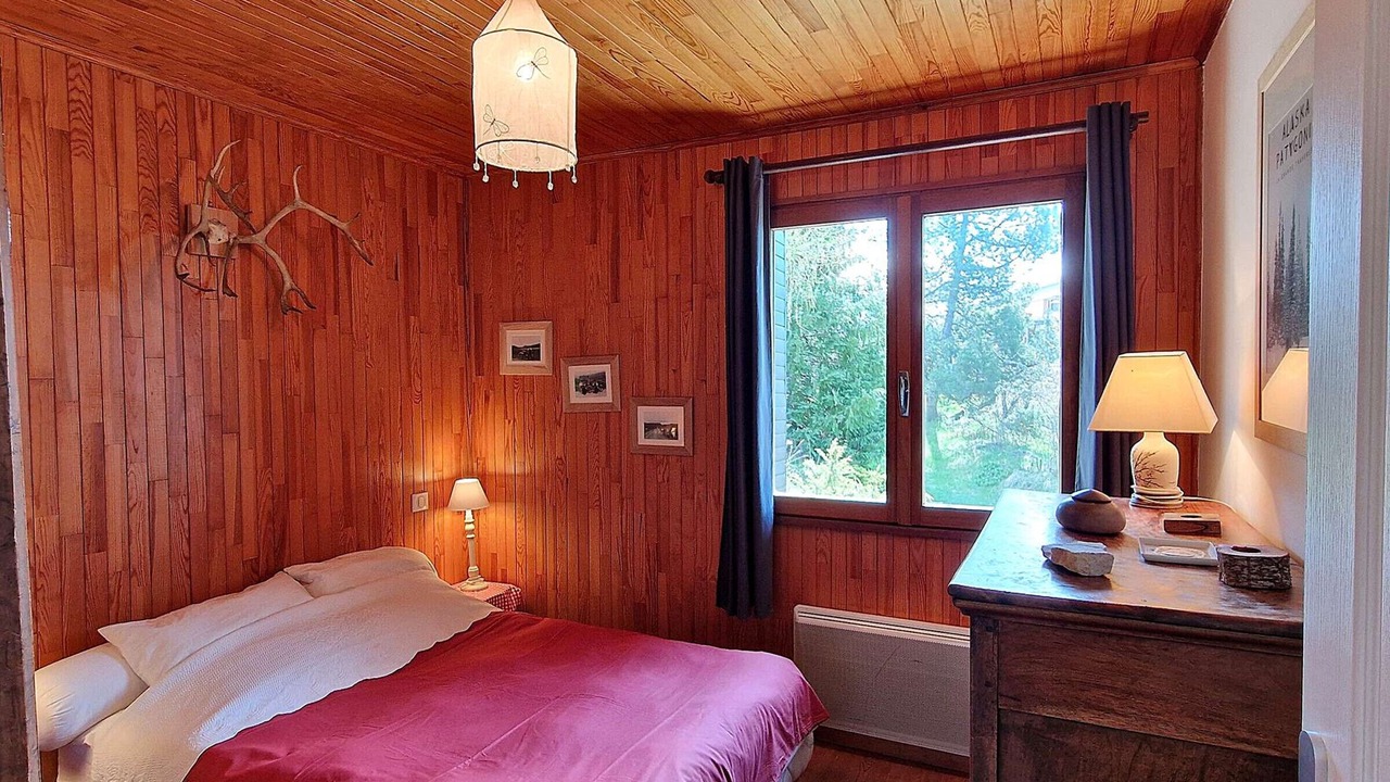 Photo of Bedroom in Saint-Michel-de-Chaillol