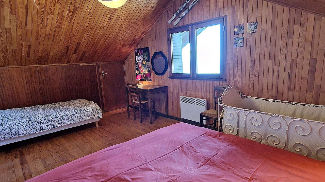Photo of Bedroom in Saint-Michel-de-Chaillol