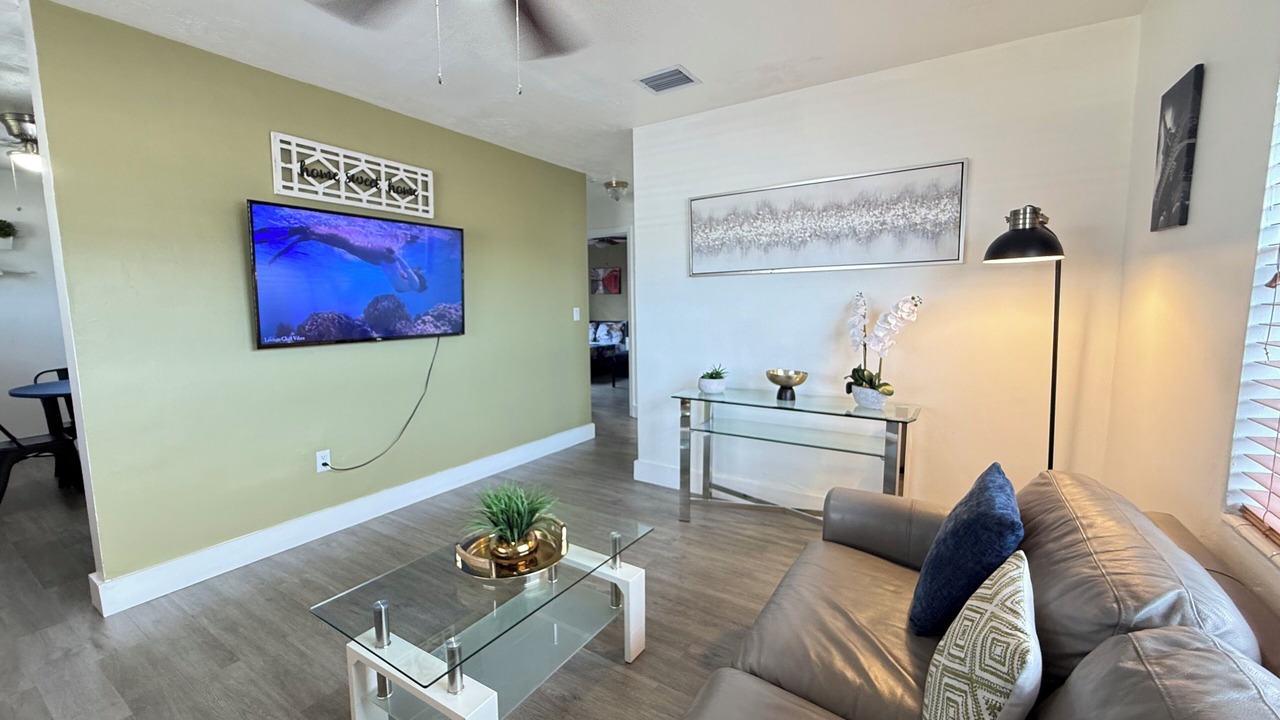 Photo of Bedroom in Olympia Heights
