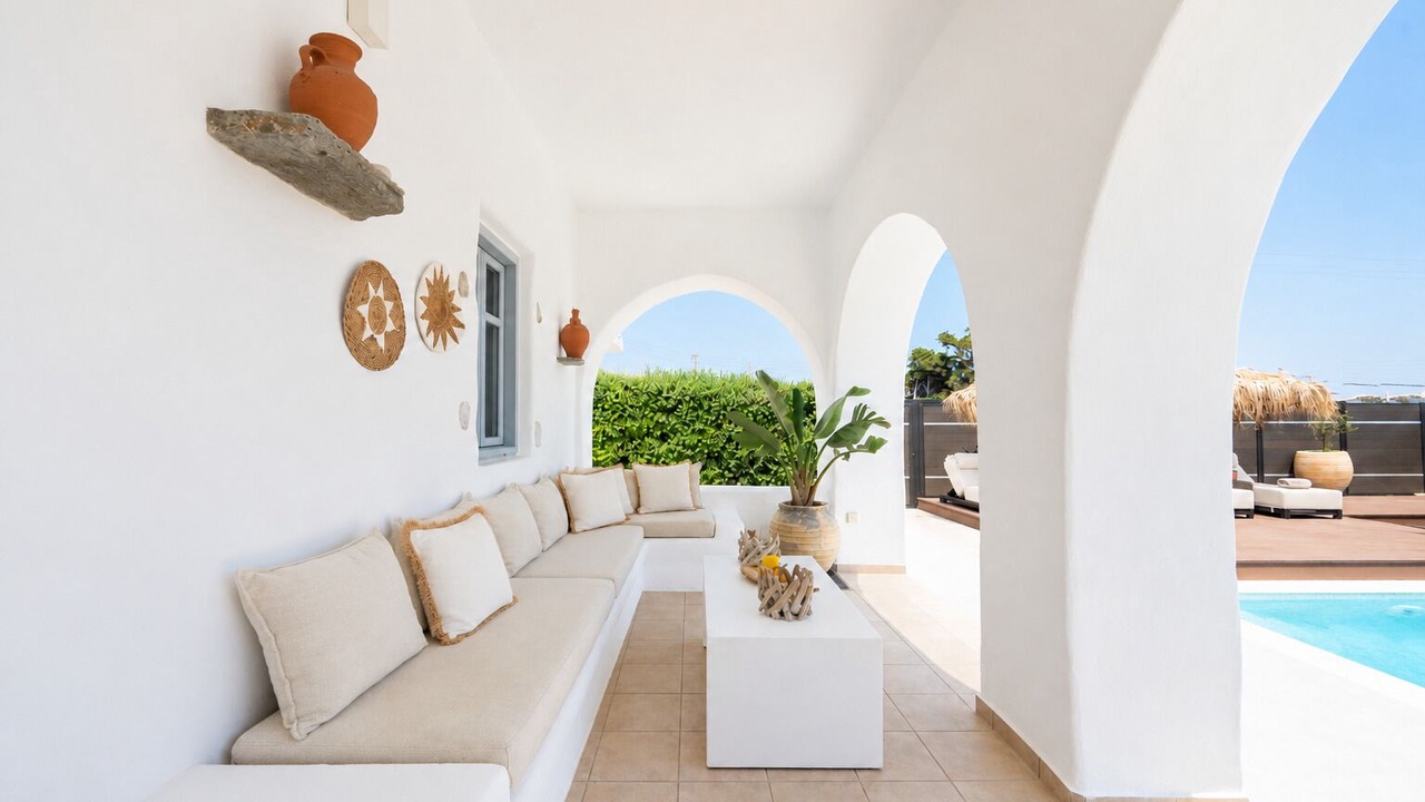 Photo of Livingroom in Drios