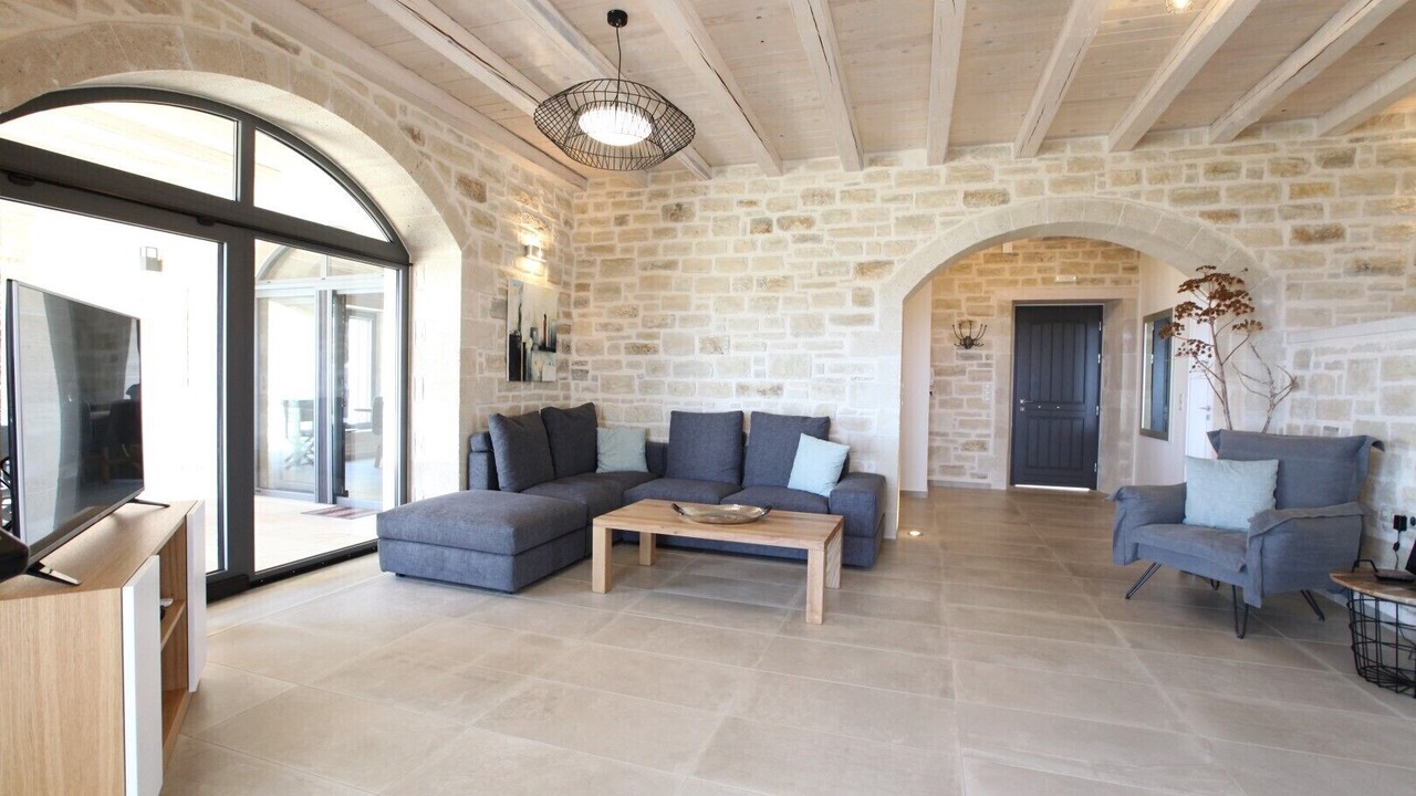 Photo of Livingroom in Atsipópoulon