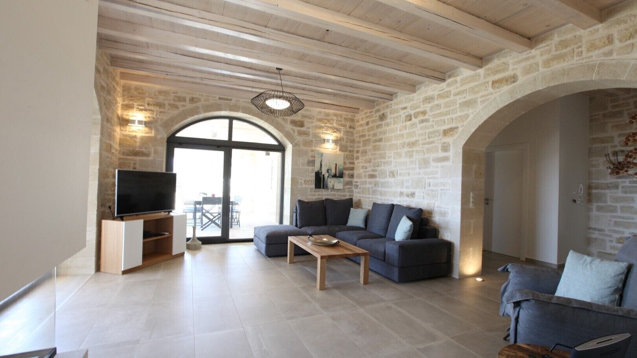 Photo of Livingroom in Atsipópoulon