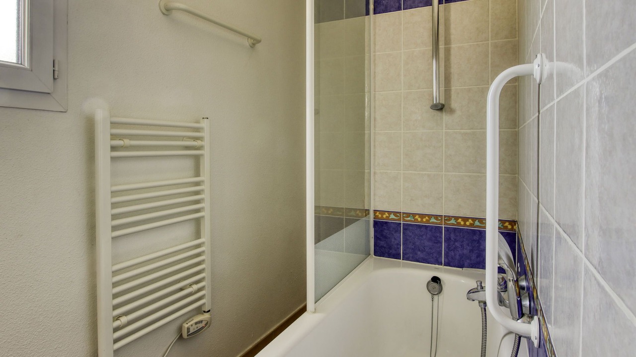 Photo of Bathroom in Six-Fours-les-Plages