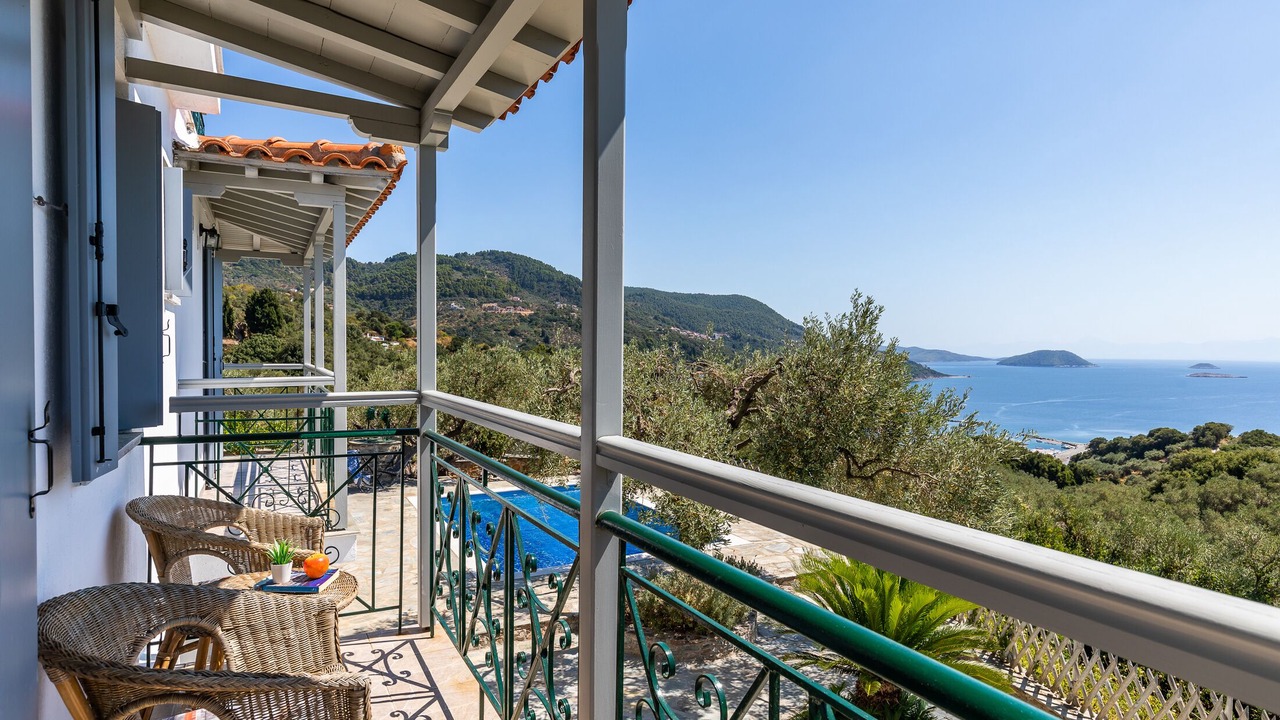 Photo of Outdoor in Glossa