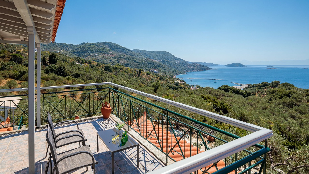 Photo of Outdoor in Glossa