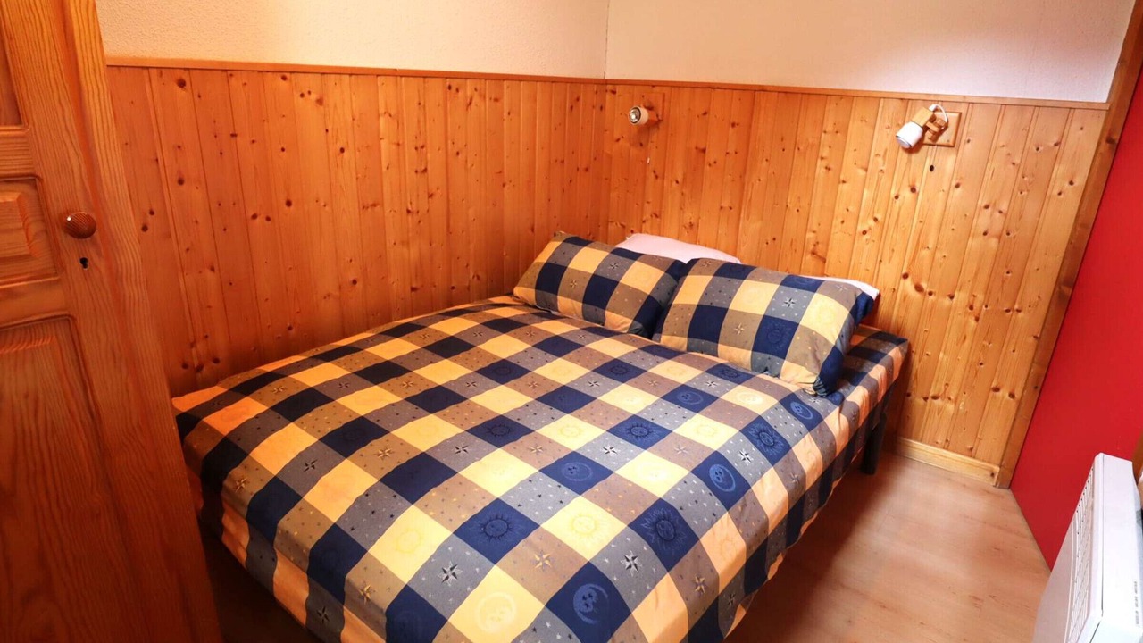 Photo of Bedroom in Areches