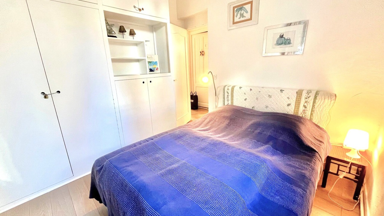Photo of Bedroom in Cannes