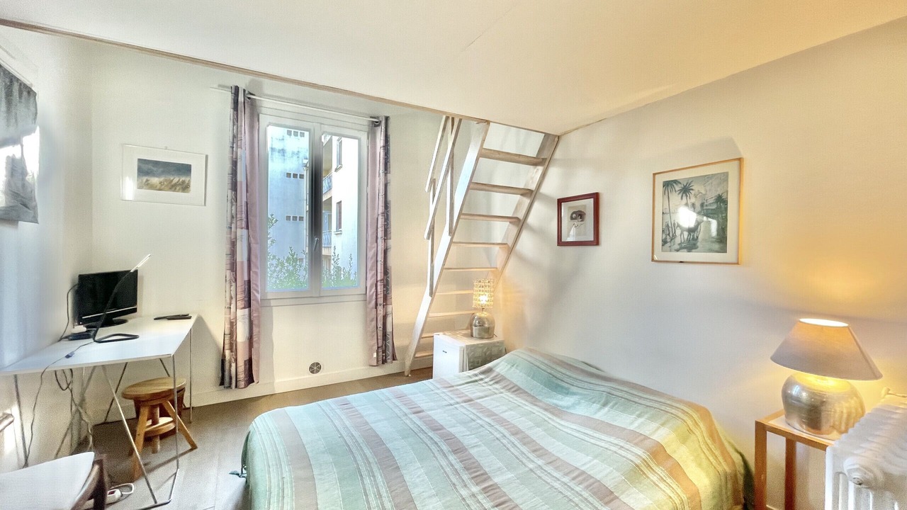 Photo of Bedroom in Cannes