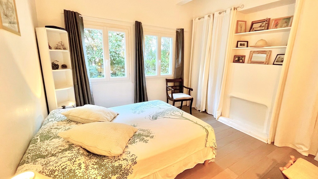 Photo of Bedroom in Cannes