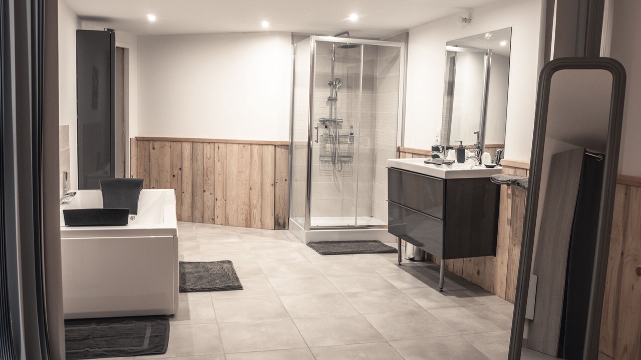Photo of Bathroom in Flayosc